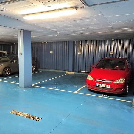 Manuela Nogales Apartments! Malaga Zewnętrze zdjęcie