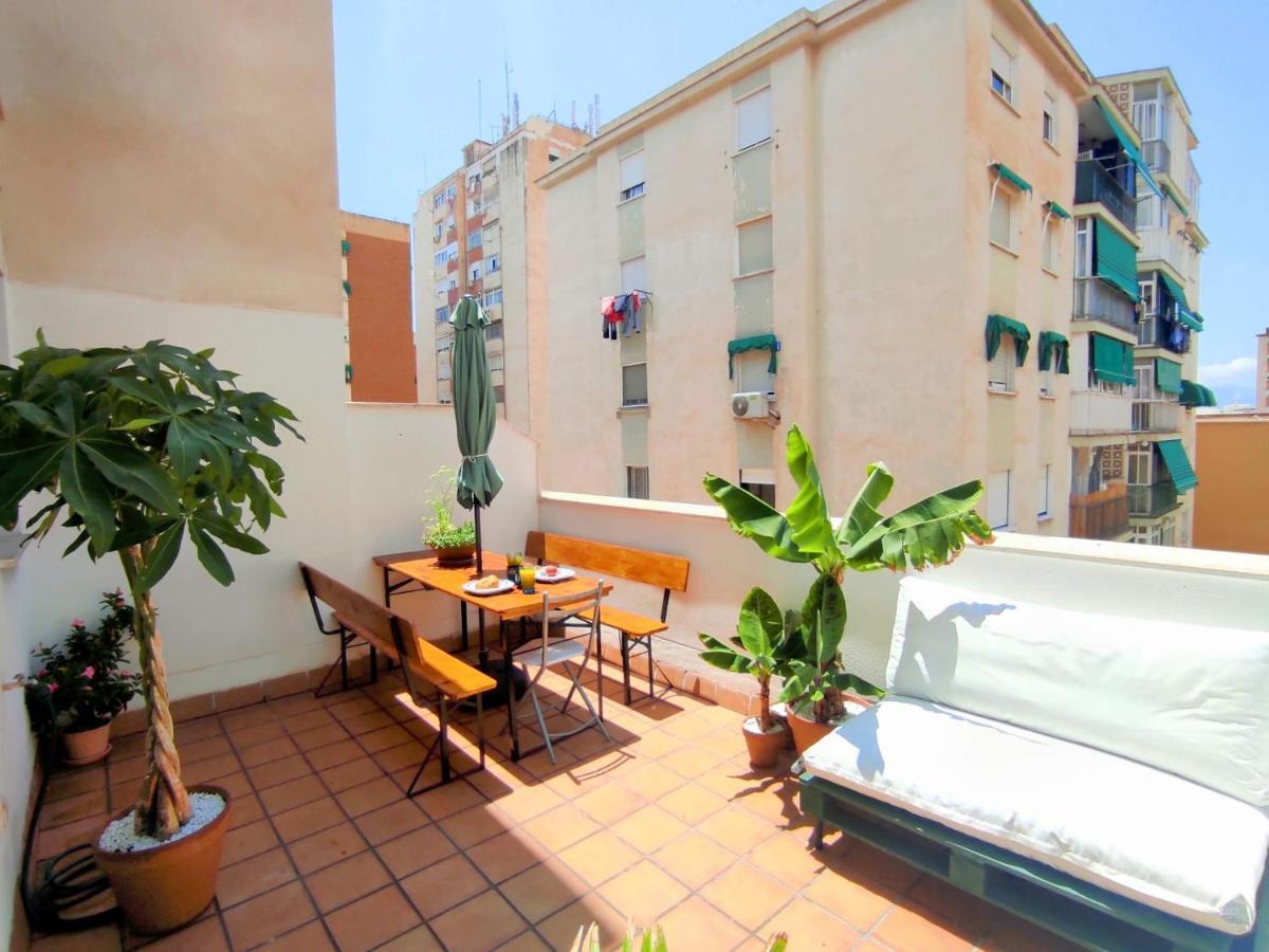 Manuela Nogales Apartments! Malaga Zewnętrze zdjęcie