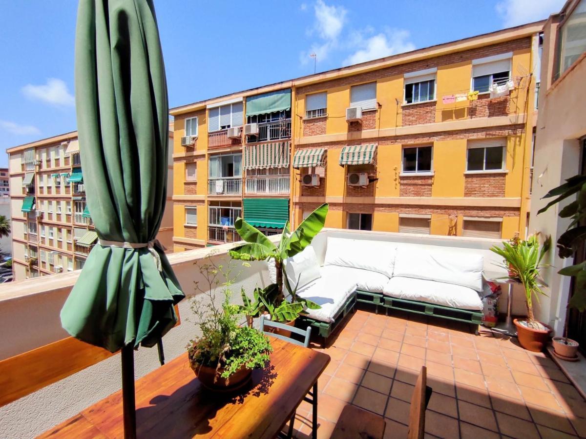 Manuela Nogales Apartments! Malaga Zewnętrze zdjęcie