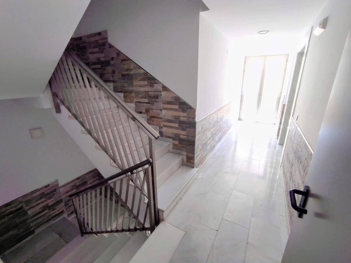 Manuela Nogales Apartments! Malaga Zewnętrze zdjęcie
