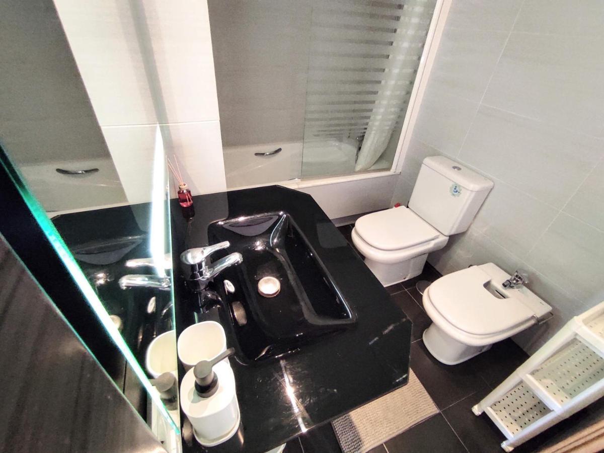 Manuela Nogales Apartments! Malaga Zewnętrze zdjęcie