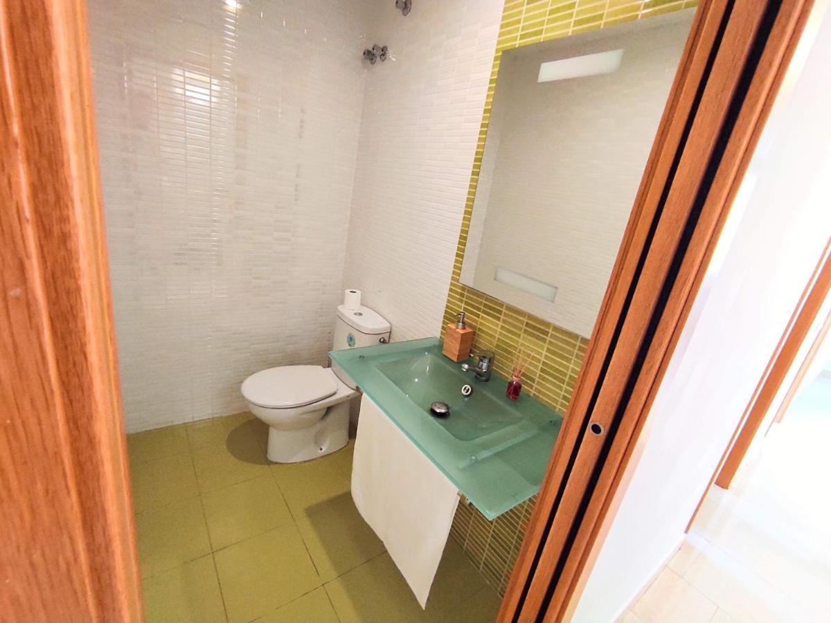 Manuela Nogales Apartments! Malaga Zewnętrze zdjęcie